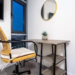 Appartement - Stylish With River Views - Sleeps 8 Leeds (West Yorkshire)