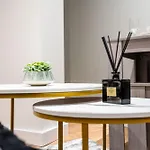 - Stylish With River Views - Sleeps 8 Appartement Leeds (West Yorkshire)