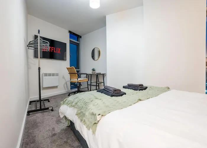 - Stylish With River Views - Sleeps 8 Apartamento Leeds (West Yorkshire)