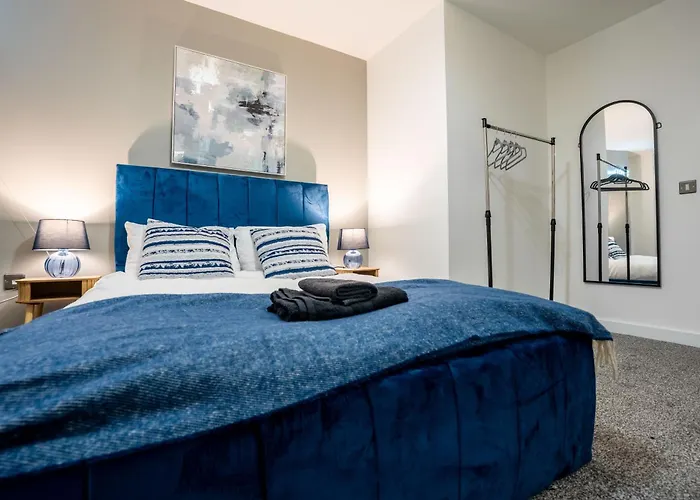 - Stylish With River Views - Sleeps 8 Appartamento Leeds (West Yorkshire)